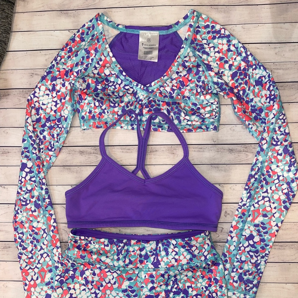 Ivivva athletica size 8
